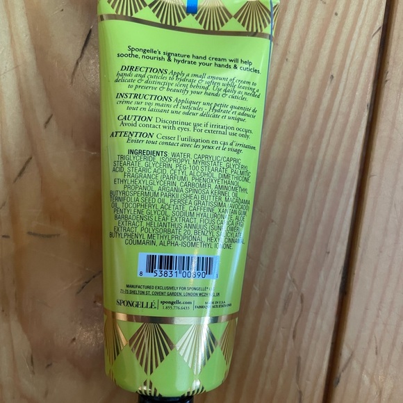 🌷2 for $20 🌷 Spongelle Coconut Hand-cream 2oz Bottle - Picture 3 of 4
